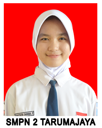 Portrait photo of Anastasya Safana Putri, female student, Wakil Ketua Kelas, Angkatan 2024/2025, medium length hair, smiling
