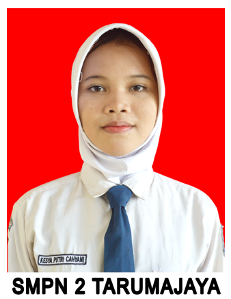 Portrait photo of Kesya Putri Cahyani, female student, Angkatan 2024/2025, medium length hair, smiling