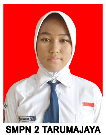 Portrait photo of Radisti Amelia Putri, female student, Angkatan 2024/2025, medium length hair, smiling