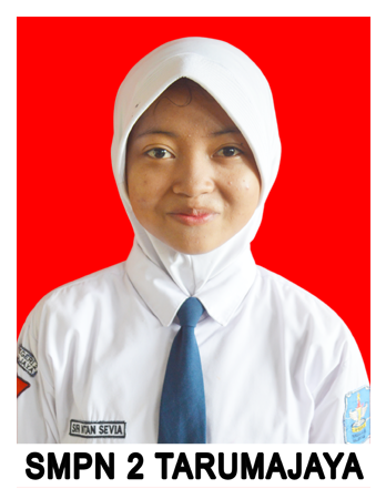 Portrait photo of Sifa Intan Sevia, female student, Angkatan 2024/2025, medium length hair, smiling